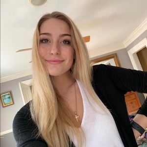 Meet your Posher, Katelyn